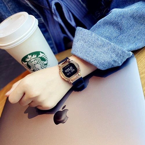 Electronic Watch Watch Ladies Cube Ins Wind Unicorn Middle School Ученики девочки спортивные водонепроницаемые ночи основаны мужчины