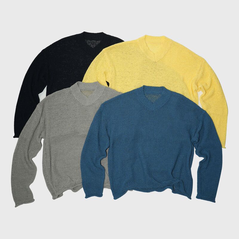 Knitted Crochet Long-Sleeve Top*4Junks*With Hollow-Out V-Neck and Irregular Rolled Edges, Suitable for Layering, Made of Mixed-Color Floral Yarn