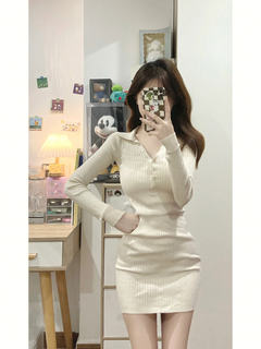 Women's white polo collar knitted dress