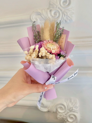 Мини -мини -сушеные цветы Букет автомобиль день рождения