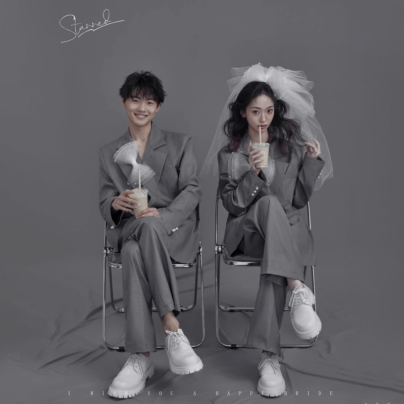 New Style Studio Photography Couple Suits Exhibition Street Photography Theme Fashion Magazine Style Art Photos Couple Photo Outfits