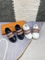 2022 Chunqiu New products for men and women Yang Qi Tide Shoes Outdoor Casual Sneakers Low Help Magic Sticker 100 Hitch Plate Shoes