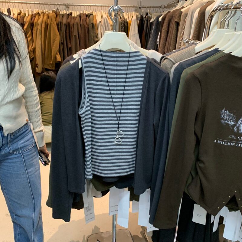 Shisanxing 2026 Autumn New Long Sleeve Cardigan + Half High Collar Striped Vest Women's High-End Elegant Two-Piece Set