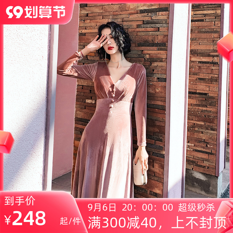 High-end velvet evening dress 2022 new temperament banquet annual meeting host dress female bridesmaid dress summer atmosphere