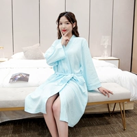 Светло-зеленый