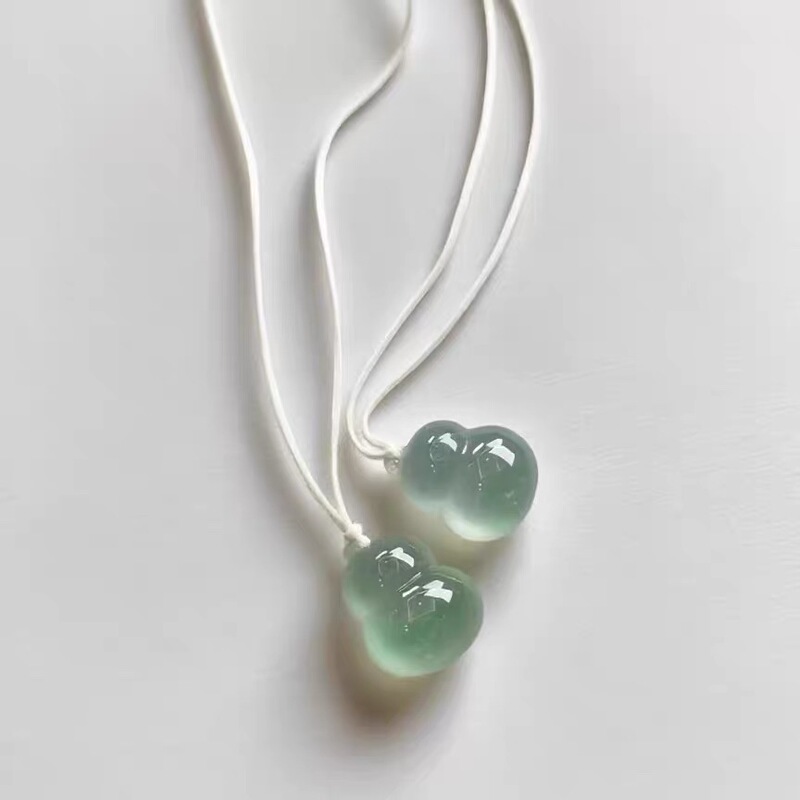 Natural Burmese Glass-Type Jade Pendant with Green Flower Gourd Design, High-End Old Mine A-Grade Jade Pendant for Men and Women with Certificate Natural Burmese Glass-Type Jade Pendant with Green Flower Gourd Design, High-End Old Mine A-Grade Jade Pendant for Men and Women with Certificate