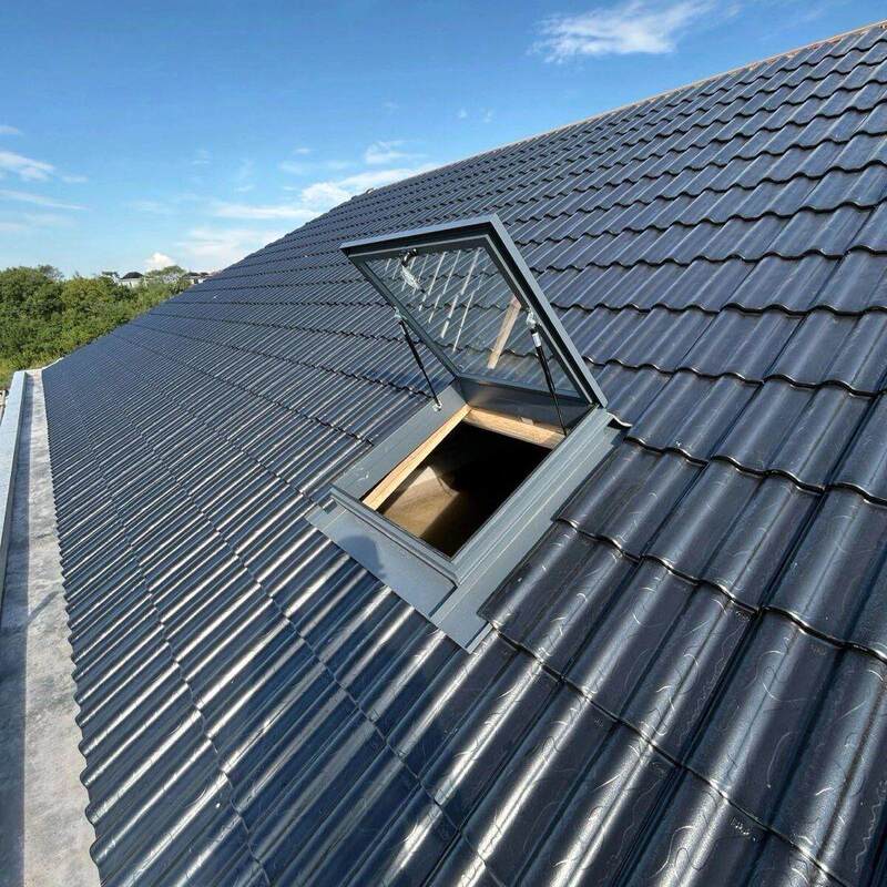 Special Windproof and Rainproof Skylight Tile Roofs for Self-Built Rural Homes, Sloped Roof Ventilation and Lighting, Direct Delivery from the Factory