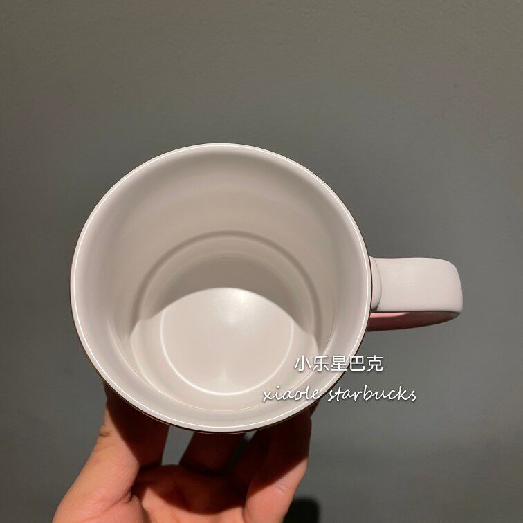 термос 星巴克樱花杯子2021粉白金樱花圆饼包马克玻璃杯吸管保温随行水杯