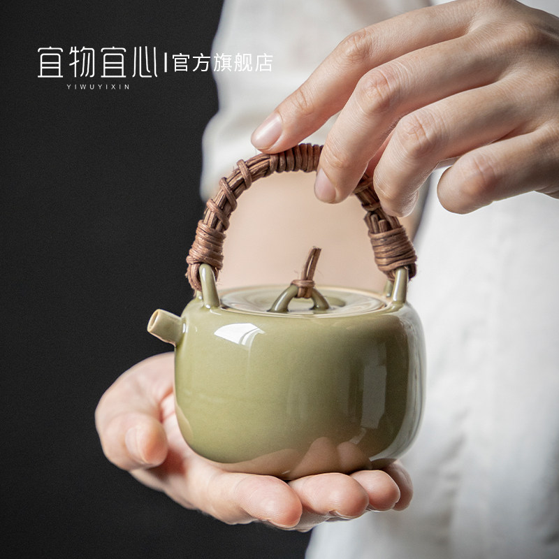 Imateria pleasant to retro green porcelain tea maker Ceramics Single Pot handmade vine choreography Tikutian Kutian tea with small pint pot