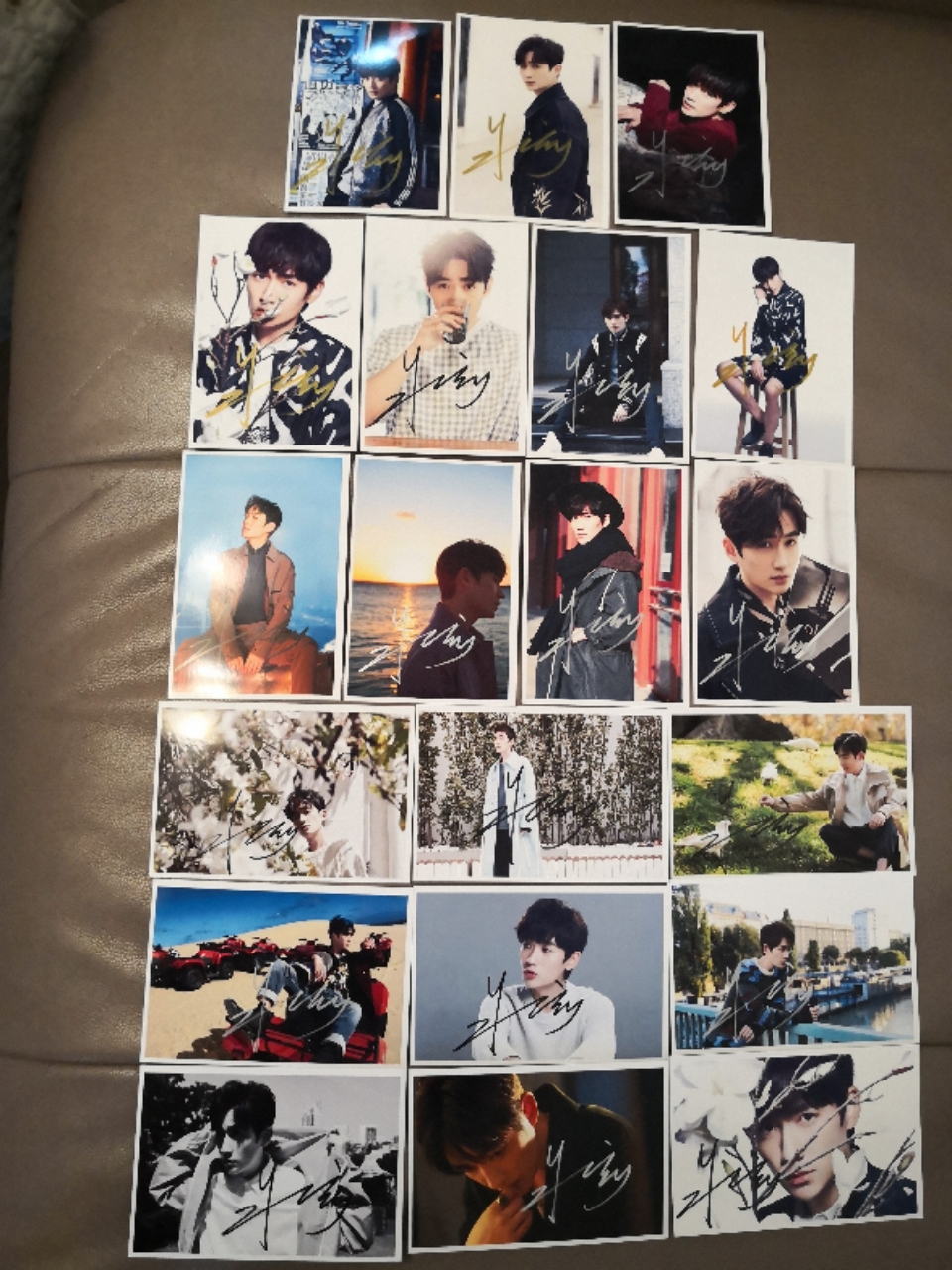 Zhu Yiolong Sign up for a photo of Zhu one dragon pro-pen signature photo Multiple optional DEPART limited fine clothing