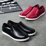 Mùa xuân và mùa thu Giày cao su nhẹ không thấm nước thông thường Giày đi mưa cho nữ Giày đế thấp đế phẳng Giày nhà bếp chống trơn trượt Giày làm việc đơn cho đầu bếp dép xăng đan đầu bếp