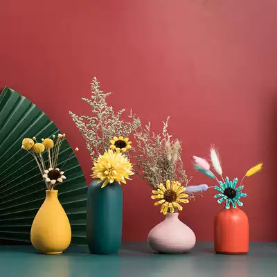 ins dry flowers with bottles of small bouquets decorated with permanent flowers air-dried natural Nordic home living room light luxury furnishings