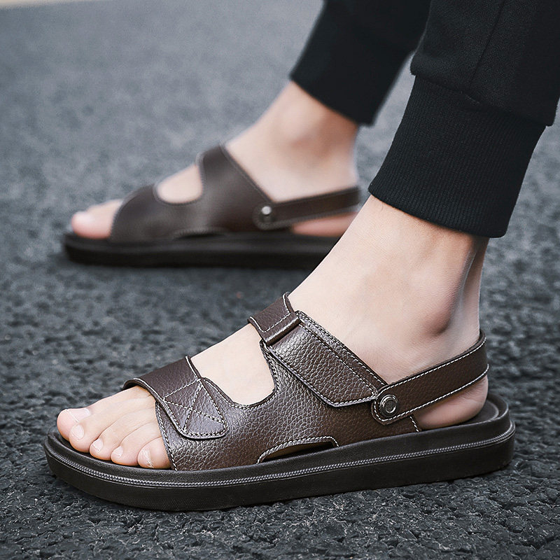 Dad sandals men's 2021 summer new trend non-slip soft bottom middle-aged and elderly men's sandals for outdoor wear