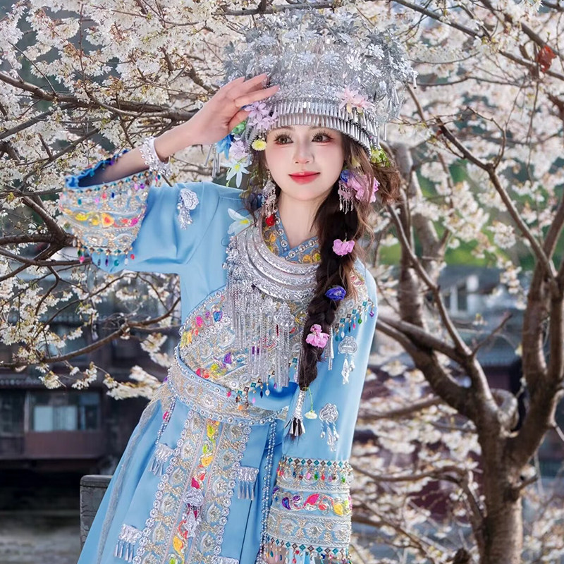Костюм Мяо женский сценический костюм для выступлений в стиле этнического меньшинства Юньнань Гуйчжоу съемочная площадка бригады девушек Мяо Синьцзян