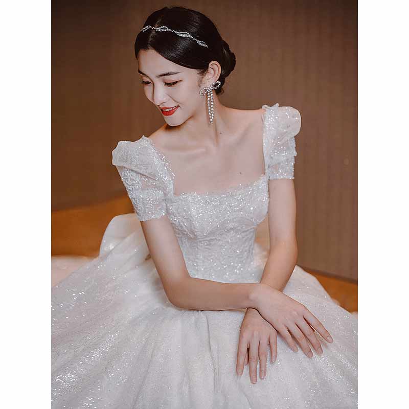 French wedding dress 2021 New retro bride main yarn simple atmospheric luxury tailing female princess style thin