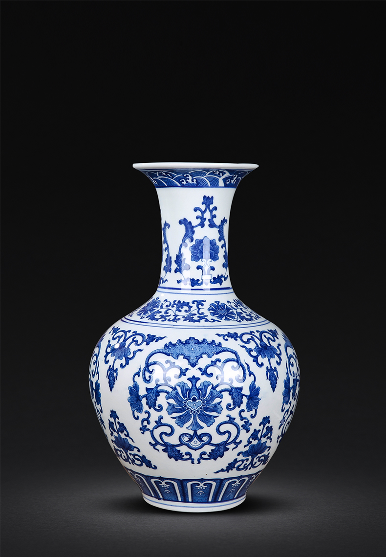 Jingdezhen ceramics mesa blue and white porcelain vase bound branch lotus Chinese style living room rich ancient frame flower adornment furnishing articles