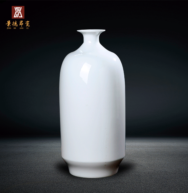 Jingdezhen ceramics pure white mesa vase dry flower arranging European I and contracted place small adornment to the living room