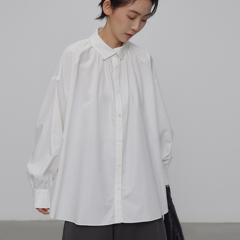 Jiang Qiaiqi Simple Long-Sleeved Shirt with a Turn-Down Collar and Single-Breasted Buttons 662259