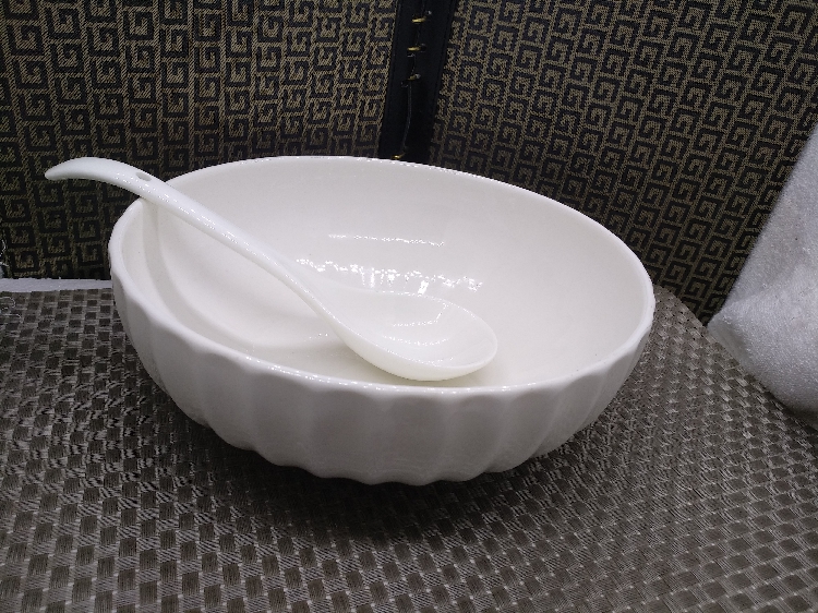 Large white soup bowl of boiled fish bowl ltd. blood boiled fish pickled fish of pottery and porcelain basin Large household hair