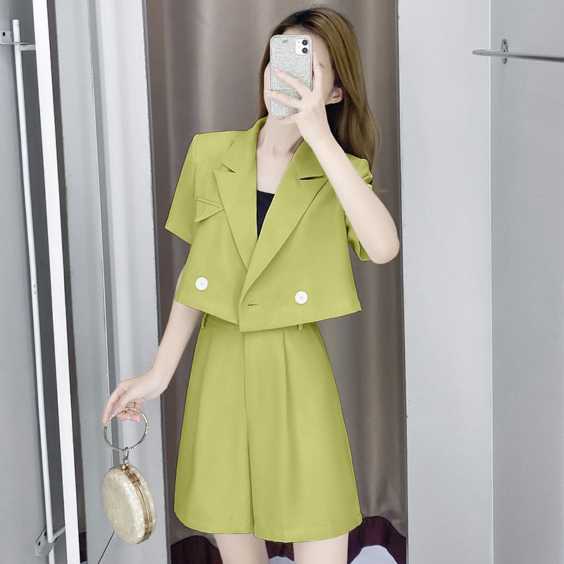 2022 New Internet Red Fried Street Fashion Professional Name Yuan Temperament Suit Short Sleeve Suit Shorts Two Sets Women Spring Summer