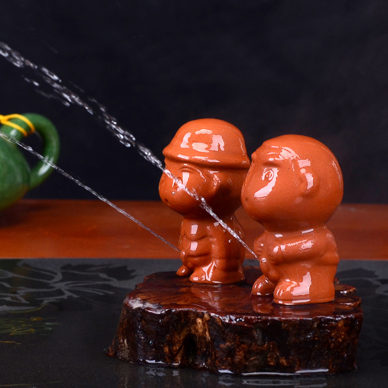 Little tea play urine purple clay doll, tea art furnishing articles tea water spray the lad tea pet tea tray pee decoration accessories tea set