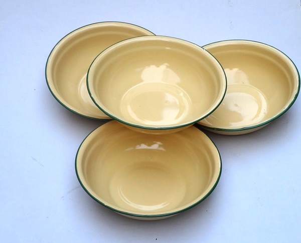 Nostalgic enamel enamel bowl rice basin old basin bowl of soup basin pure yellow bag in the mail