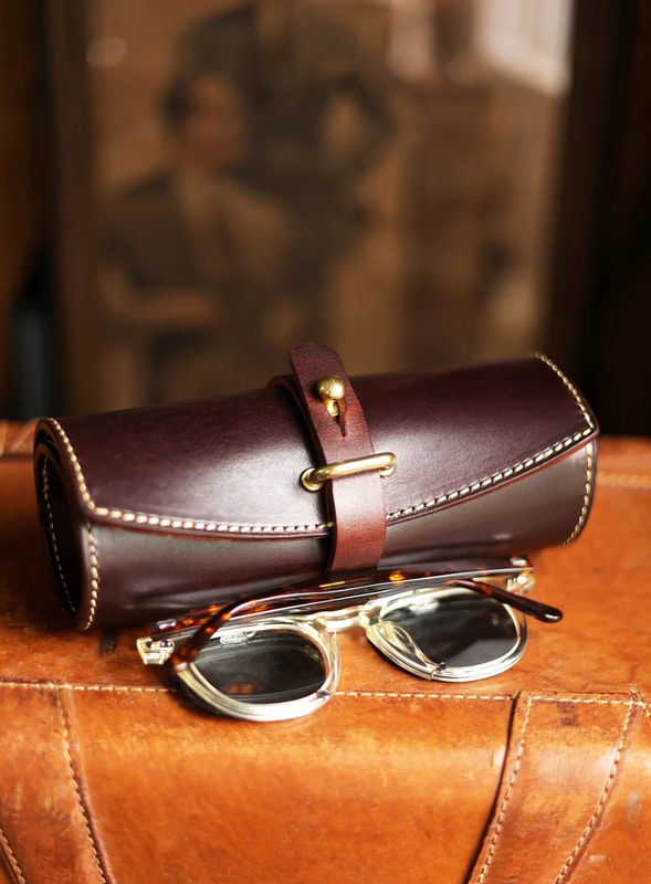 High-End Handmade Vintage Anti-Pressure Large-Capacity Sunglasses Case Made of First-Layer Cowhide Leather, Glasses Storage Bag