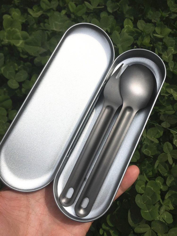 Titanium alloy cutlery set is suing portable folded up chopsticks household pure Titanium spork lightweight spoon, western food knife and fork