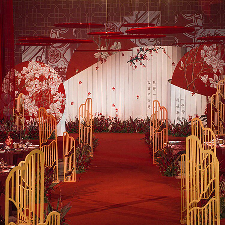 Wedding props Chinese-style iron road leading eachother screen retro wedding scene layout stage decoration ornaments