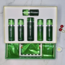 Huaishu Gold and Silver Flower Box Set Packaging Water moisturizing oil and acne-free acne care