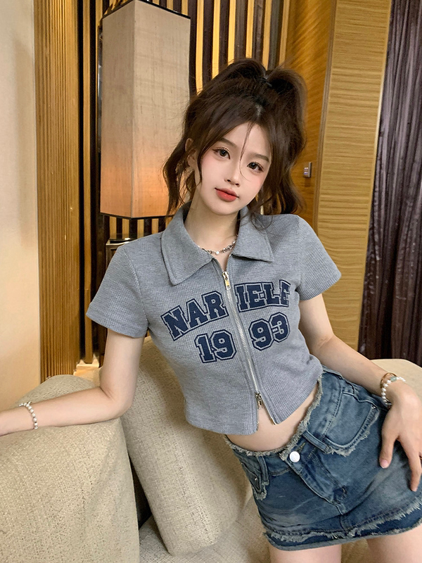 Polo Collar Short-Sleeved T-Shirt for Women, Summer 2026 New Style, Retro Letter Print, Short Double-Zipper Cardigan, Slim Fit, Trendy