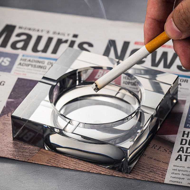 Smoking ashtray Home Living room Creative personality Trend Fly Ash Eurostyle Luxury High-end Office Atmosphere Brief