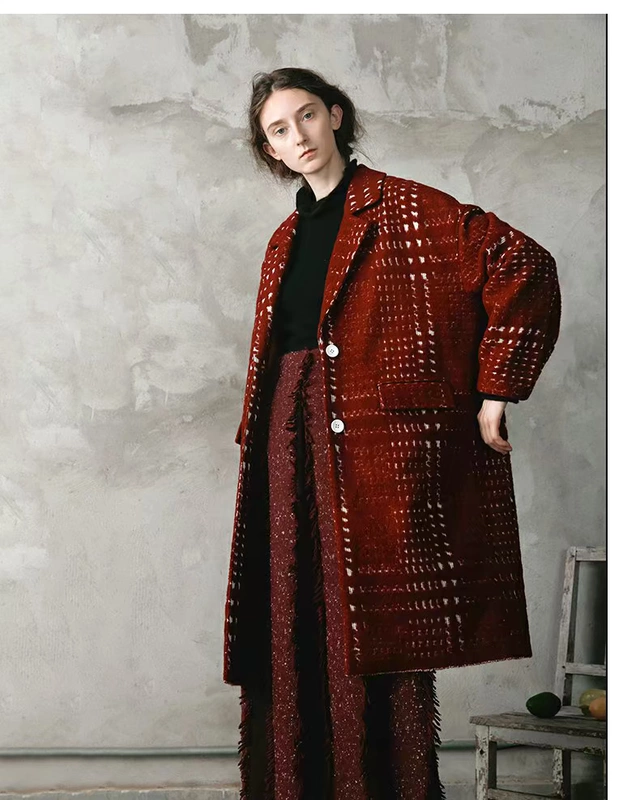 Quần áo thiết kế ban đầu của phụ nữ thiết kế 2020 mùa thu và mùa đông mới áo khoác len dài màu đỏ len dày giữa áo khoác - Trung bình và dài Coat