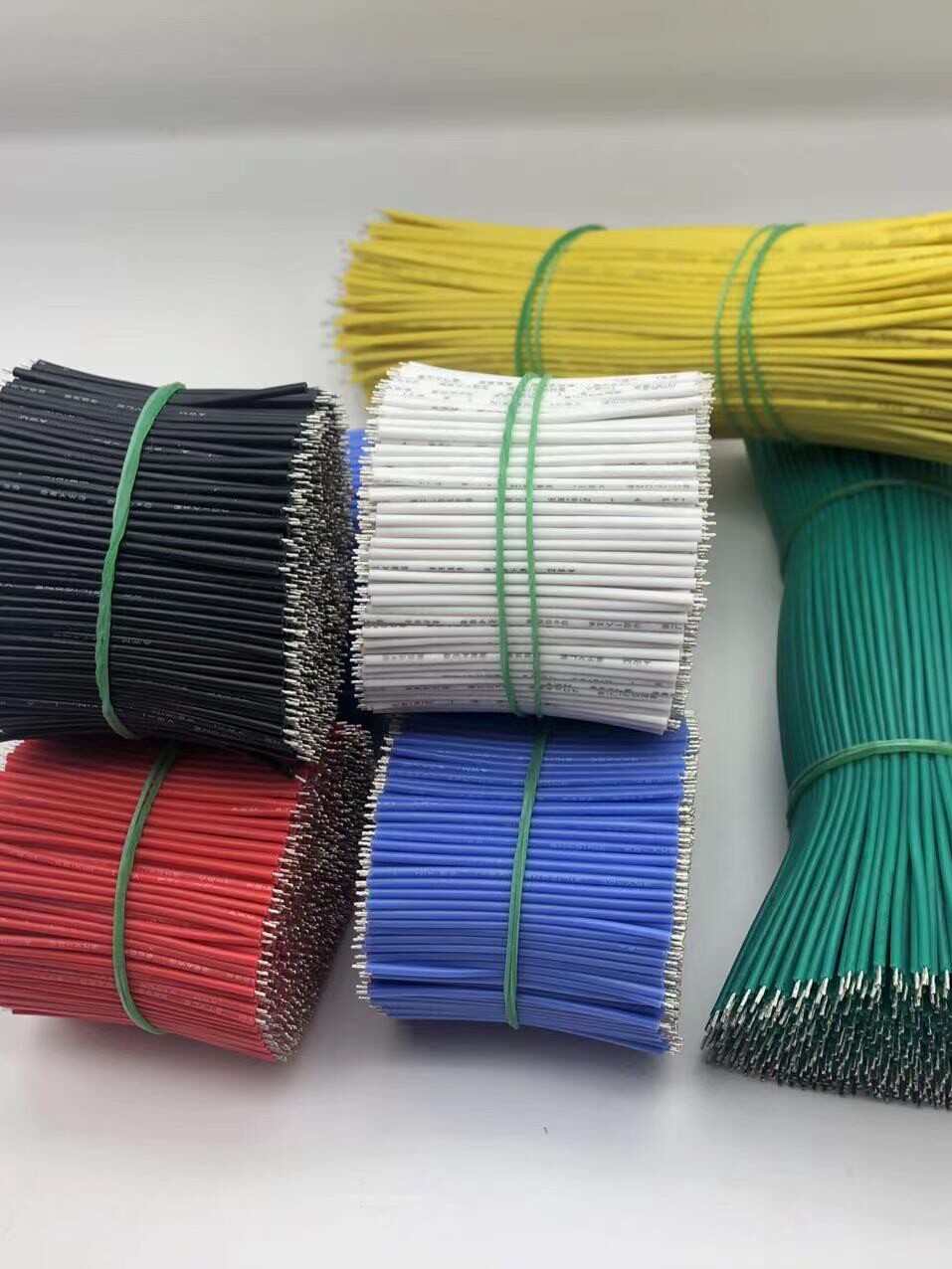 3239 실리콘 와이어 0.5 0.3 평방 20AWG 22AWG24AWG 고온 200도 전자 와이어 용접 와이어