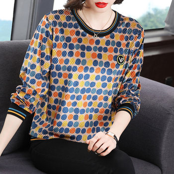 Middle-aged mother polka dot long-sleeved T-shirt women's 2022 new spring dress Western-style loose bottoming shirt age-reducing round neck top