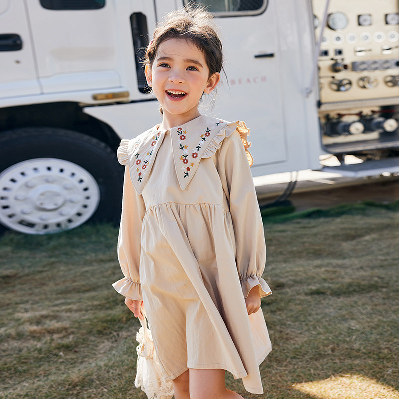 Girls spring and autumn dress 2022 new children's cotton skirt Western style baby long-sleeved bottoming princess skirt trend