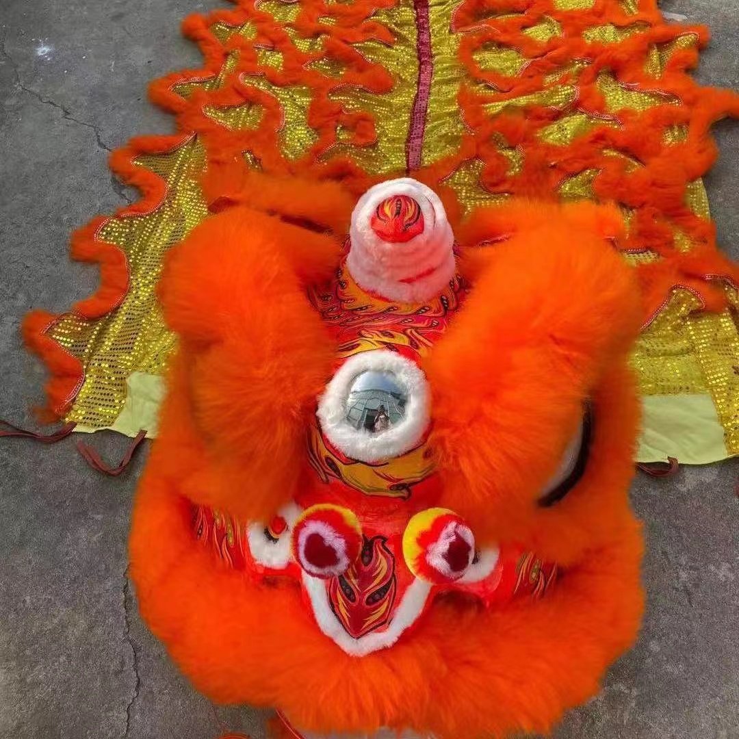 Dragon dance and lion dance props complete set of lion dance wool lion dance wake lion southern lion head thread lion lion dance children's toys