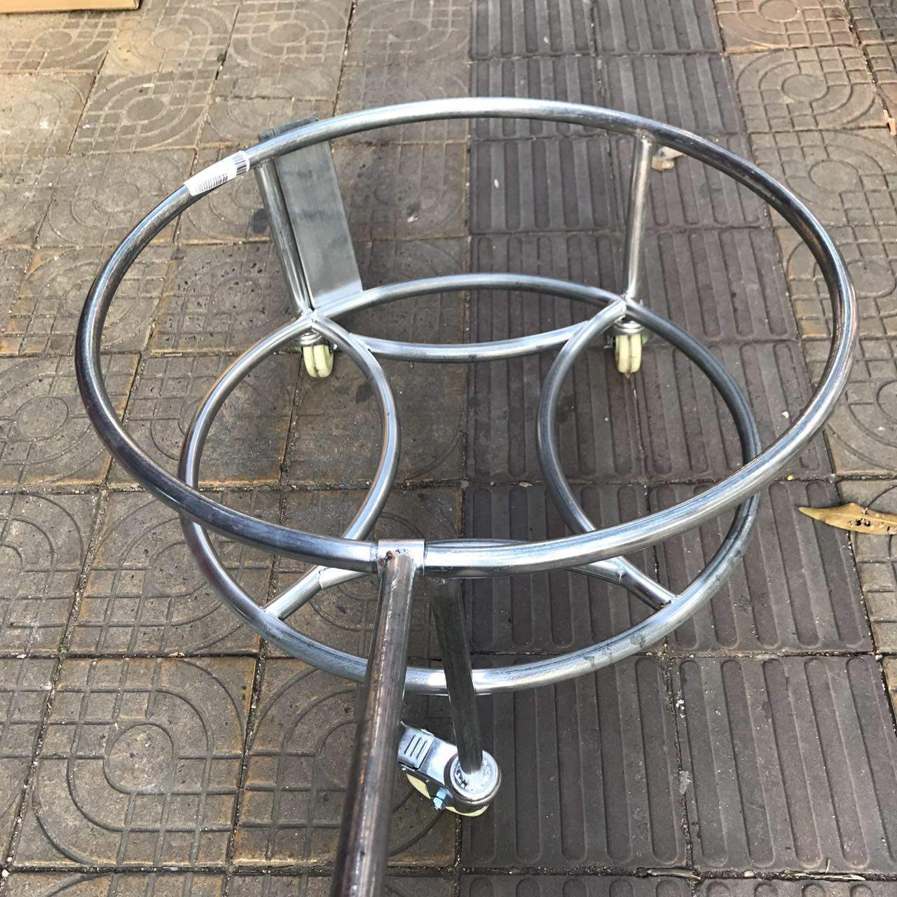 Drum car 16 inches 18 inches 20 inches Foshan South Lion Gong Drum Rack Lion Dance Lion Awakening Lion Props Bronze Gong Frame Iron Pipe Gong Frame