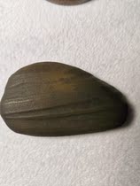 Yunnan natural yellow dragon jade crow skin water grain wax seed bracelet pendant hand play pieces hand string rough stone