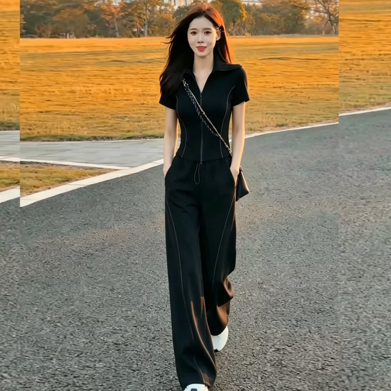 Korean Chic Casual Sports Suit for Women, Summer, Super Popular, Age-Reducing, Slimming, Lapel Short-Sleeve, Wide-Leg Pants Two-Piece Set Korean Chic Casual Sports Suit for Women, Summer, Super Popular, Age-Reducing, Slimming, Lapel Short-Sleeve, Wide-Leg Pants Two-Piece Set