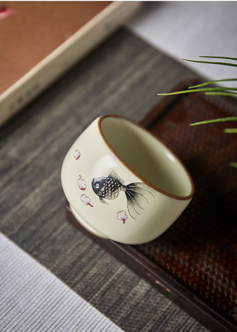 Shot incarnate your up hand - made open piece of goldfish kung fu tea set sample tea cup cup of jingdezhen ceramics masters cup personal single CPU