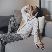 Pajamas female spring and autumn 2021 New Net red popular female ins Wind two-piece home clothes can go out summer pajamas