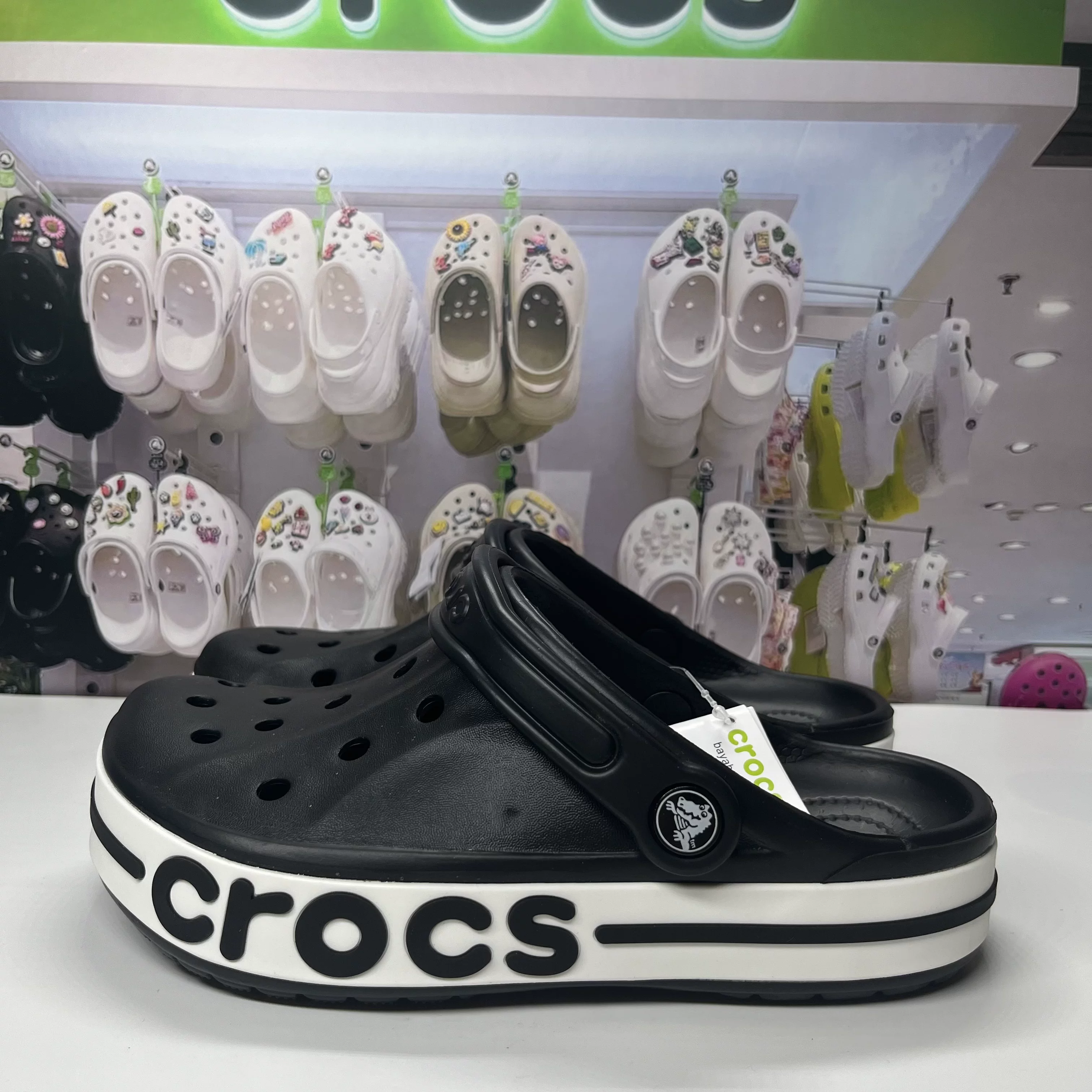 Сланцы Crocs, тапочки, пляжная обувь, для любимого