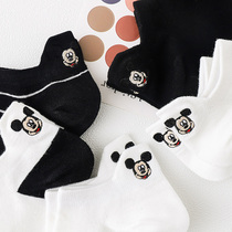 3 pairs of Oreo-flavored little cuties)