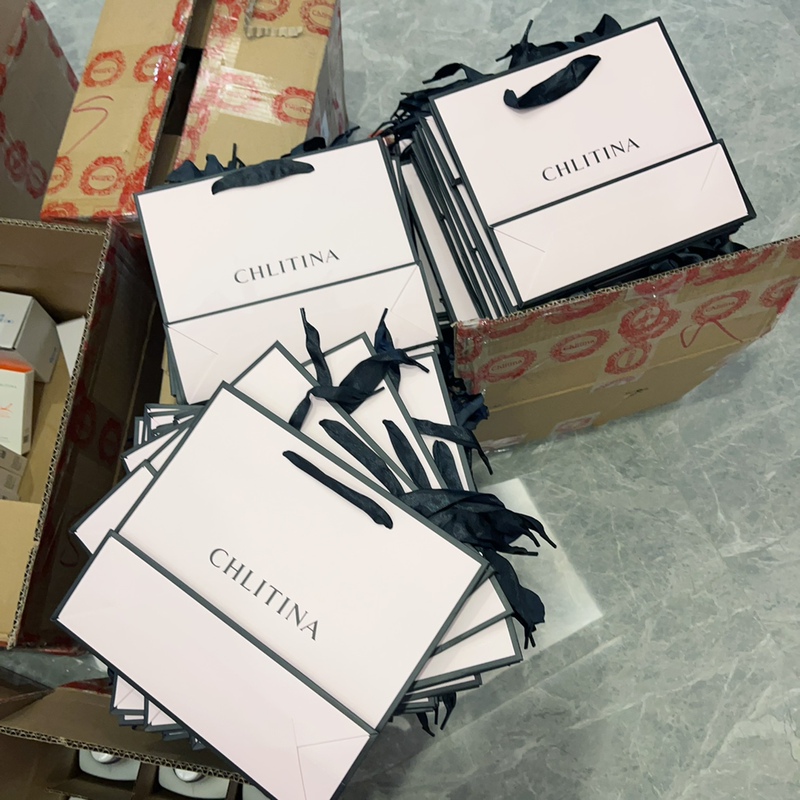 One Yuan Each, 100 Christina Tote Bags, Gift Bags, Product Bags, Skincare Bags
