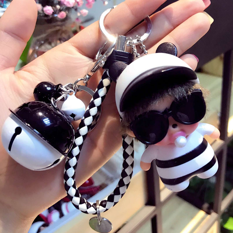 Black sunglasses munqiqi + black and white bell + black and white rope