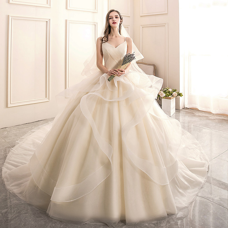 Swan Light Main Wedding Dress 2021 New Bride Qidi Super Fairy Condole Belt Small French High-end Luxury Trailing Woman