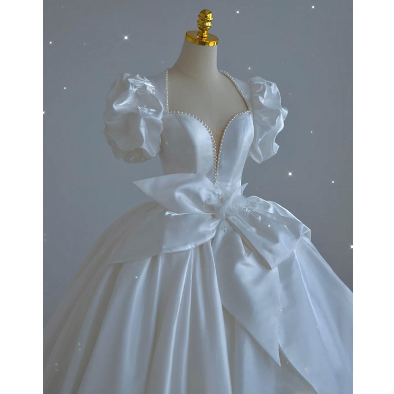 French satin light main wedding dress 2021 new bride high-end sense of covering thick arms heavy industry luxury trailing summer women