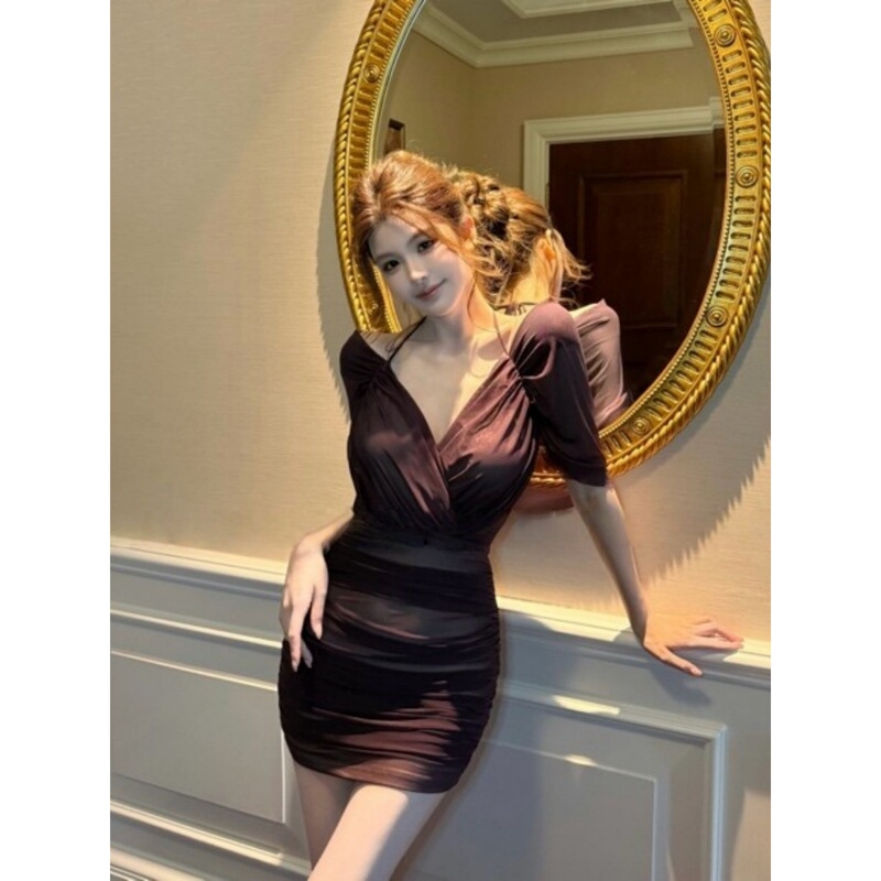 French-Style Purple Mesh V-Neck Halter Dress for Women, Summer Stunning Slim-Fitting Bodycon Short Skirt, Sexy and Alluring Dress French-Style Purple Mesh V-Neck Halter Dress for Women, Summer Stunning Slim-Fitting Bodycon Short Skirt, Sexy and Alluring Dress