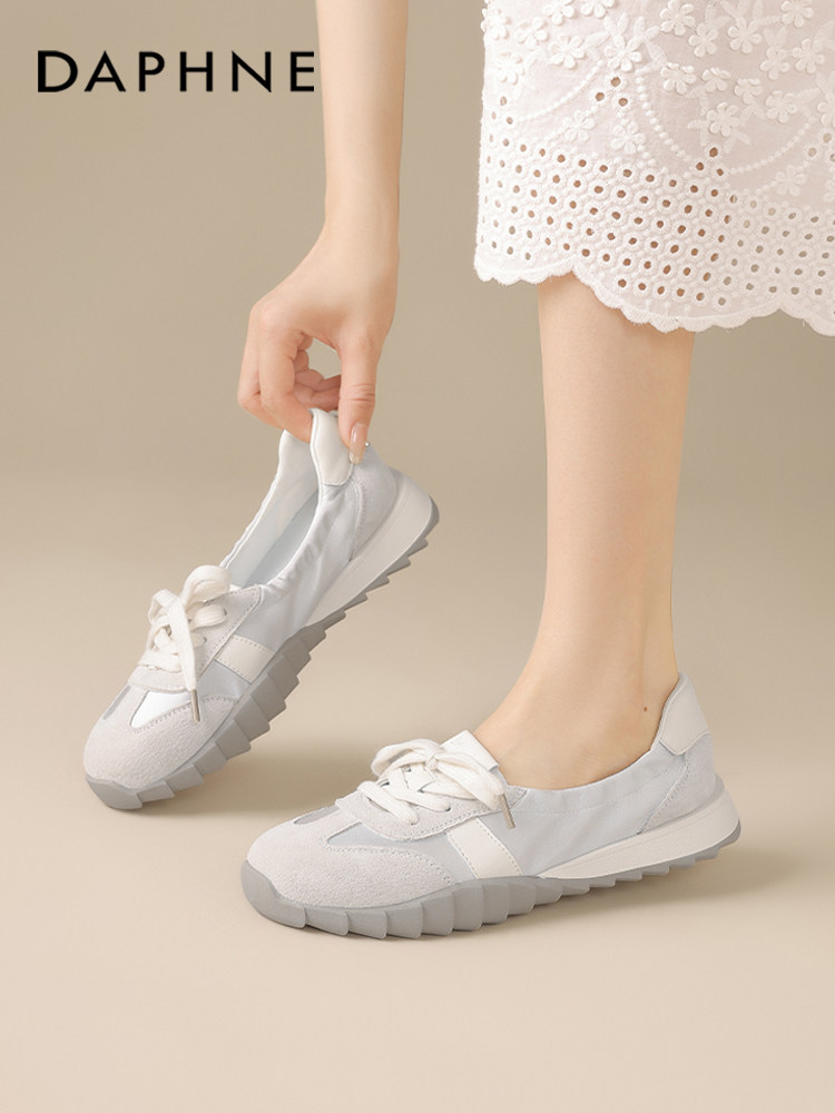 Daphne Silver Ballet Training Shoes Women's 2026 Autumn/Winter New Shallow Single Shoes Soft Sole Casual Shoes Loafers